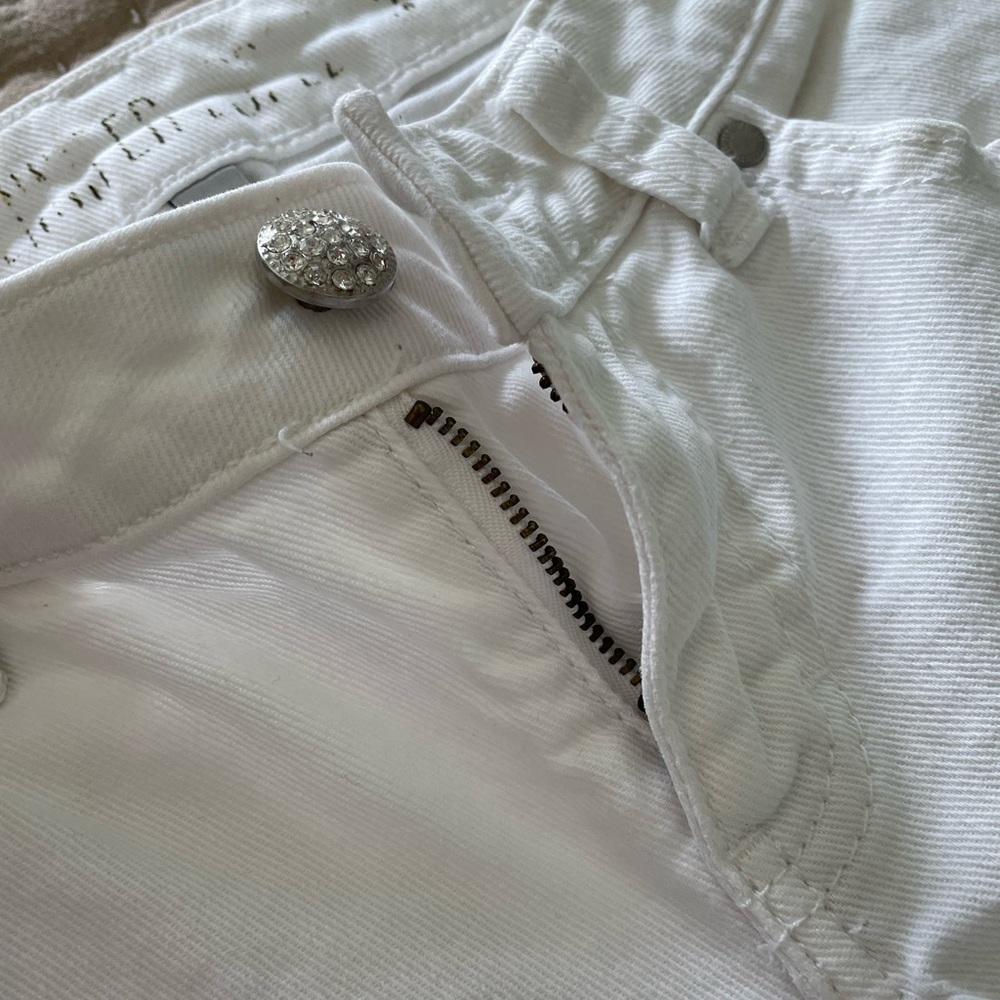 White jeans - Picture 2 of 3